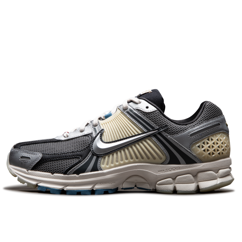 Nike Zoom Vomero 5 Cheung Ka Long Don't Lose Your Way