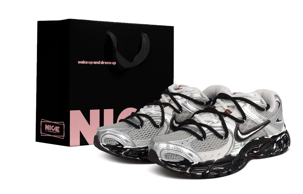 Nike V5 RNR Abrasion Resistant Breathable Low top Running Shoes Unisex Silver Gray