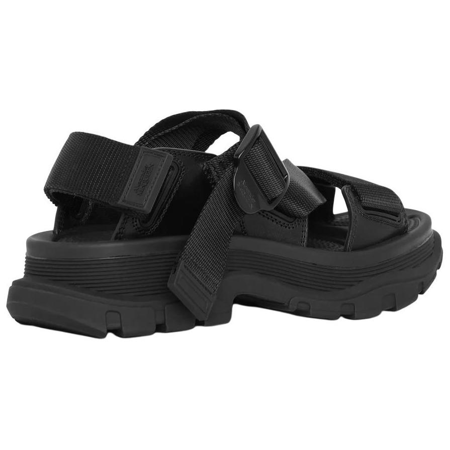 Alexander McQueen Tread Strapped Sandals Women's купить в интернет-магазине Yoocart с быстрой доставкой по России.