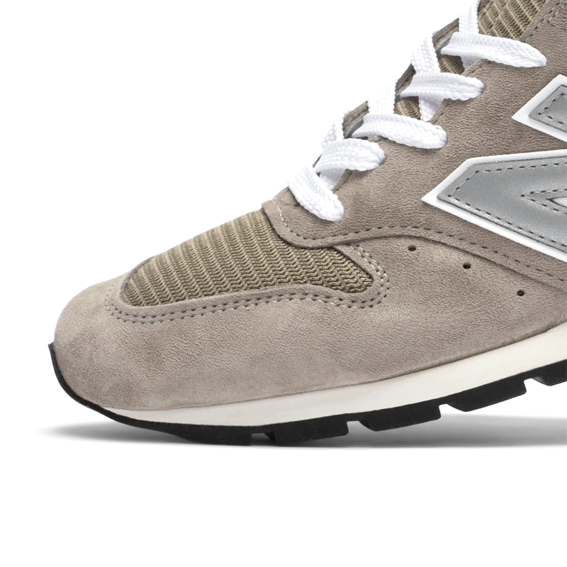 New Balance 996 Made In Japan Grey купить в интернет-магазине Yoocart с быстрой доставкой по России.