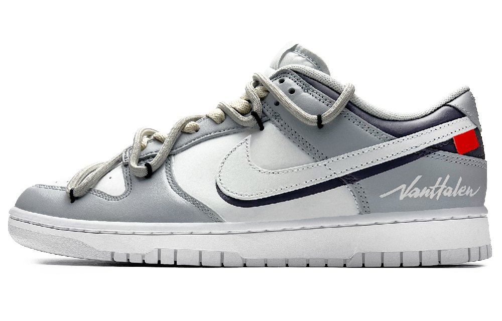 Nike Dunk Anti-Slip Wear-Resistant Lightweight Breathable Low-Top Skateboard Shoes Unisex Light Gray