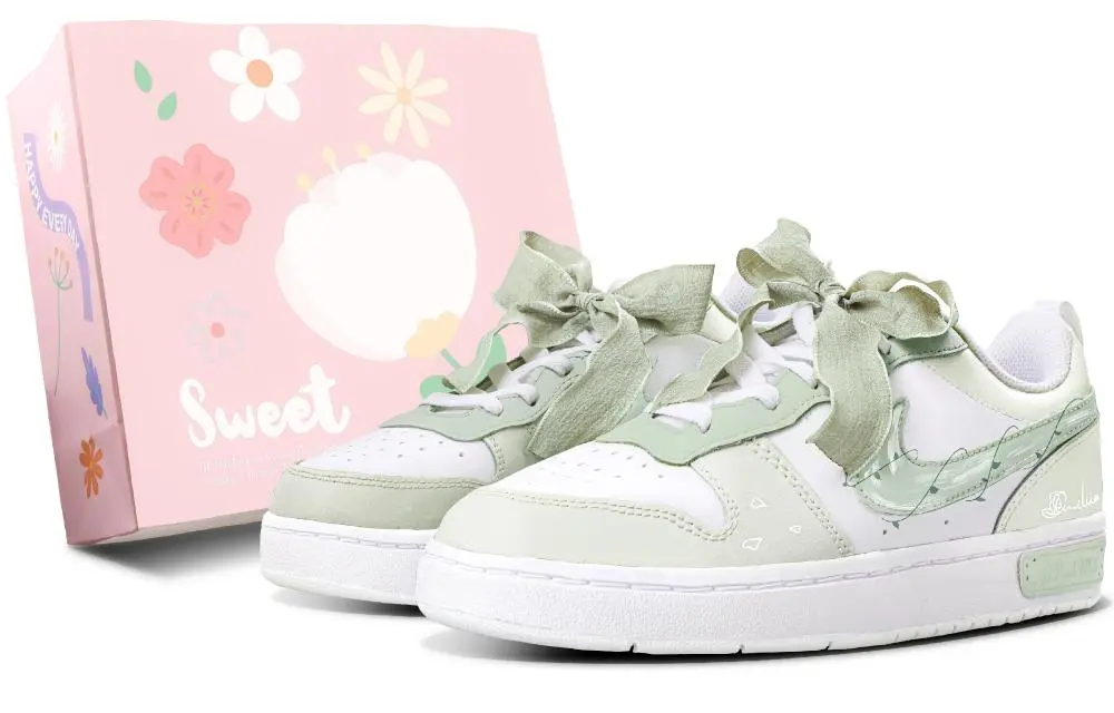 Nike Court Borough Spring Field Flowers Anti Slip Wear Resistant Low Top Skateboard Shoes GS White Green
