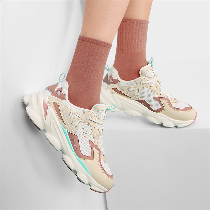 FILA Vintage Collection Low top Casual Shoes Women's Snow/Angora Brown купить в интернет-магазине Yoocart с быстрой доставкой по России.
