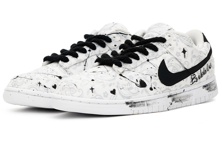 Nike Dunk Low Top Skateboard Shoes Women's White Black купить в интернет-магазине Yoocart с быстрой доставкой по России.