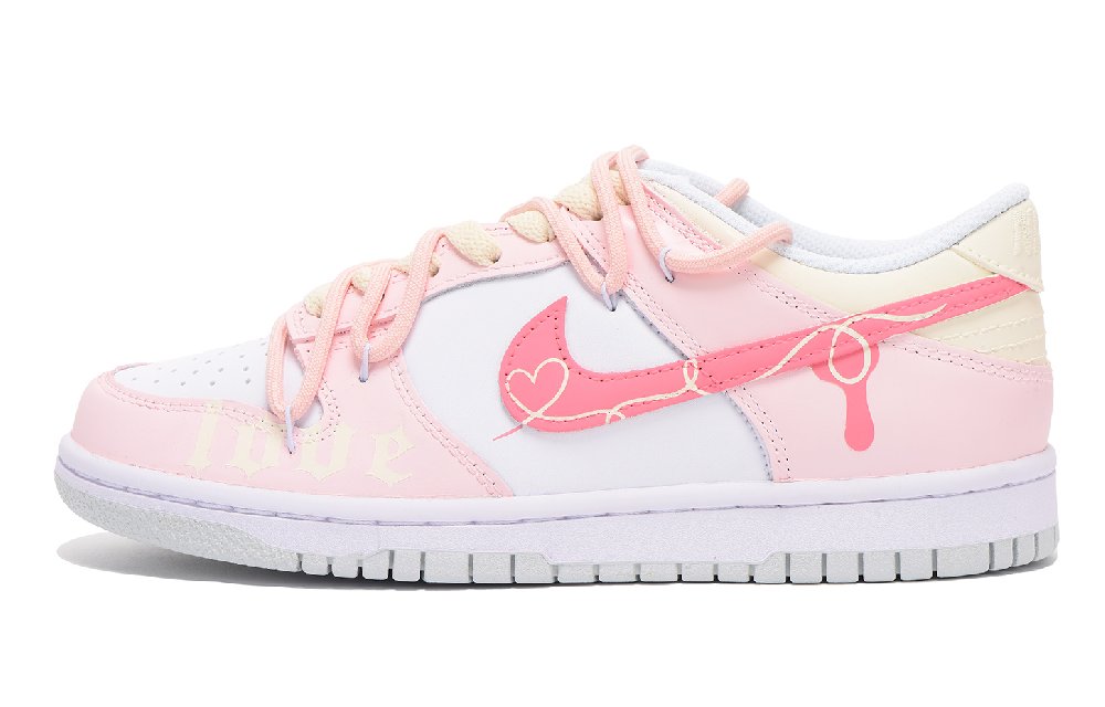 Nike Dunk Low Top Skateboard Shoes GS Pink