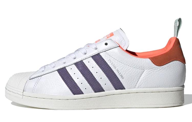 Adidas Superstar 'Girls Are Awesome'