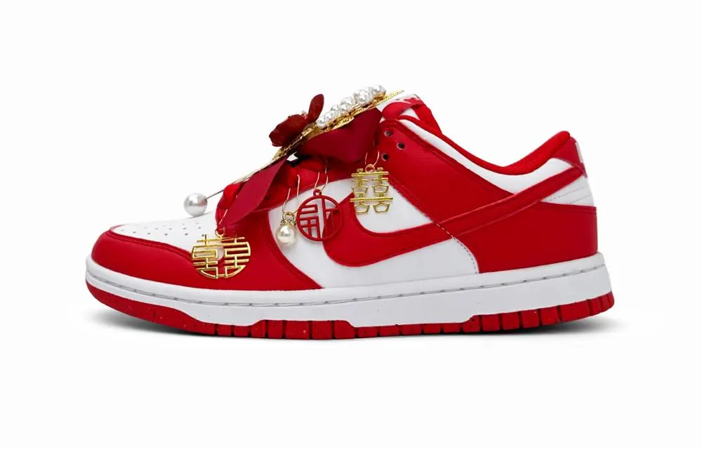 Nike Dunk Abrasion Resistant Low top Skateboard Shoes Unisex Red White