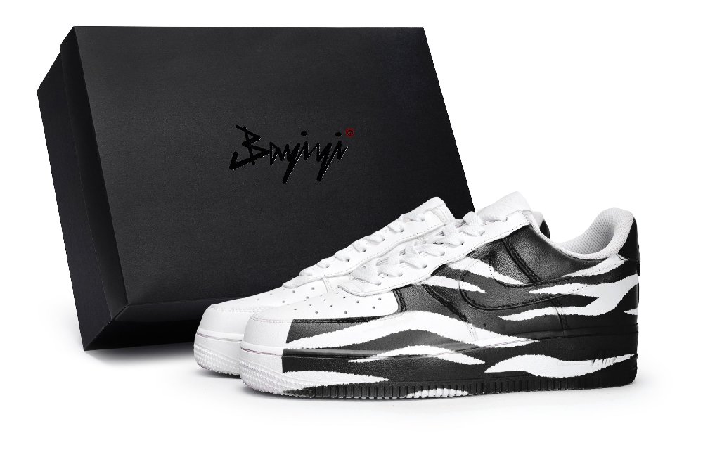 Nike Air Force 1 Cloudy Black Special Shoe Box Anti-Slip Wear-Resistant Low-Top Skateboard Shoes Unisex White Black