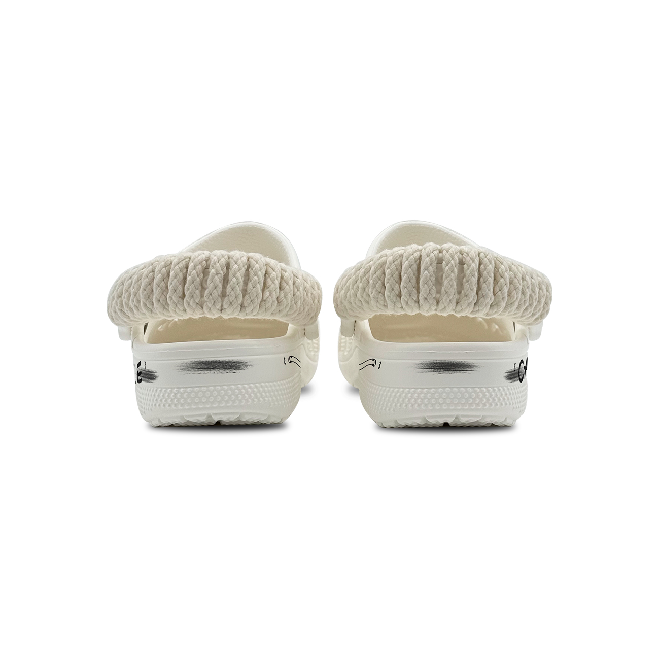 Crocs Classic Clog Cake Kitten Clogs Unisex White купить в интернет-магазине Yoocart с быстрой доставкой по России.