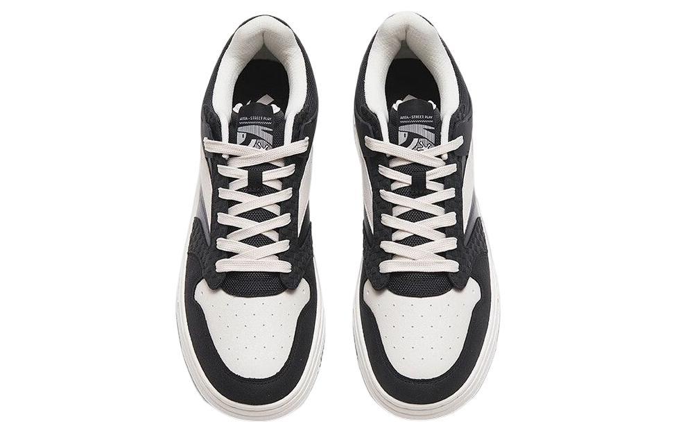 Anta Wear resistant And Lightweight Low Top Skateboard Shoes Men's Black White купить в интернет-магазине Yoocart с быстрой доставкой по России.