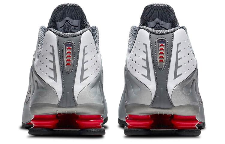 Nike Shox R4 Metallic Silver Comet Red 2018