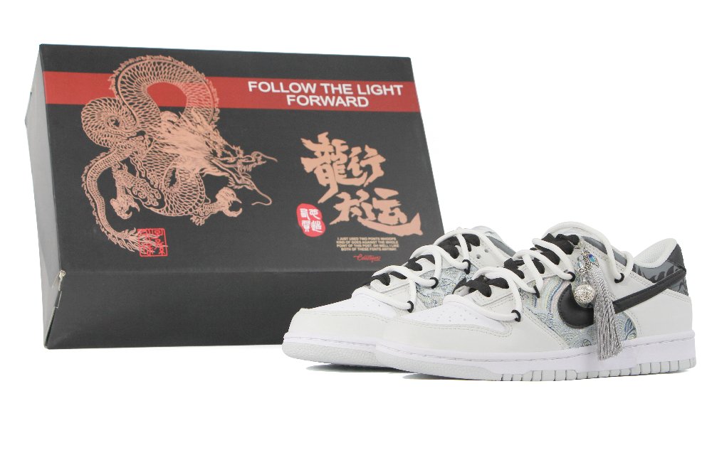 Nike Dunk Low-Top Skateboard Shoes GS Silver White