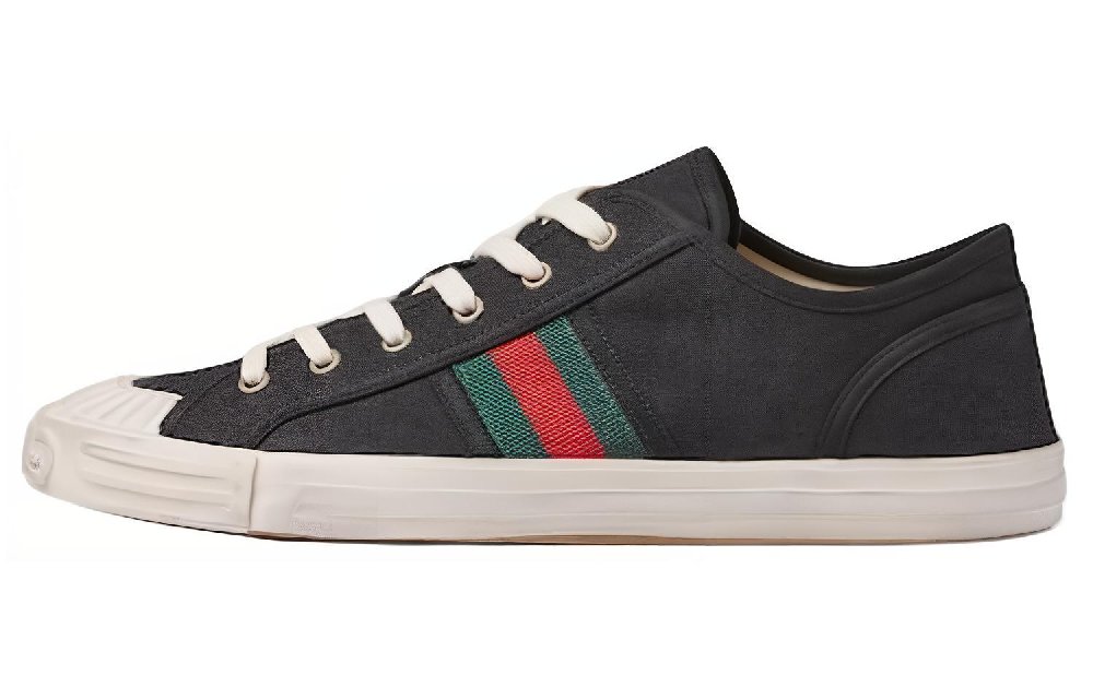 GUCCI Low Top Skateboard Shoes Men's Black