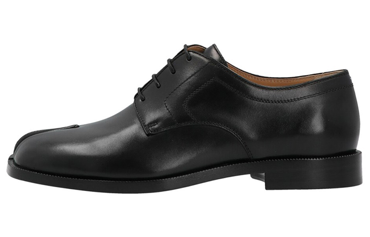 Maison Margiela Tabi Lace Up Shoes