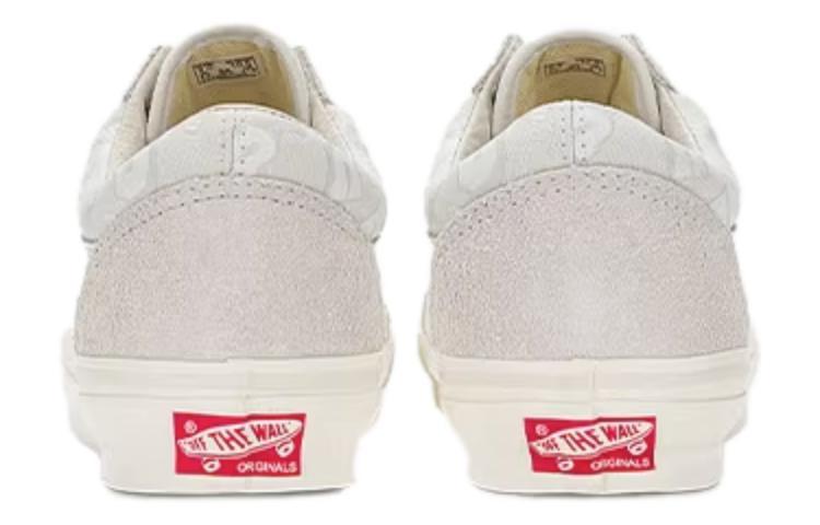 Vans X Undefeated Old Skool U Man 'White Grey' купить в интернет-магазине Yoocart с быстрой доставкой по России.