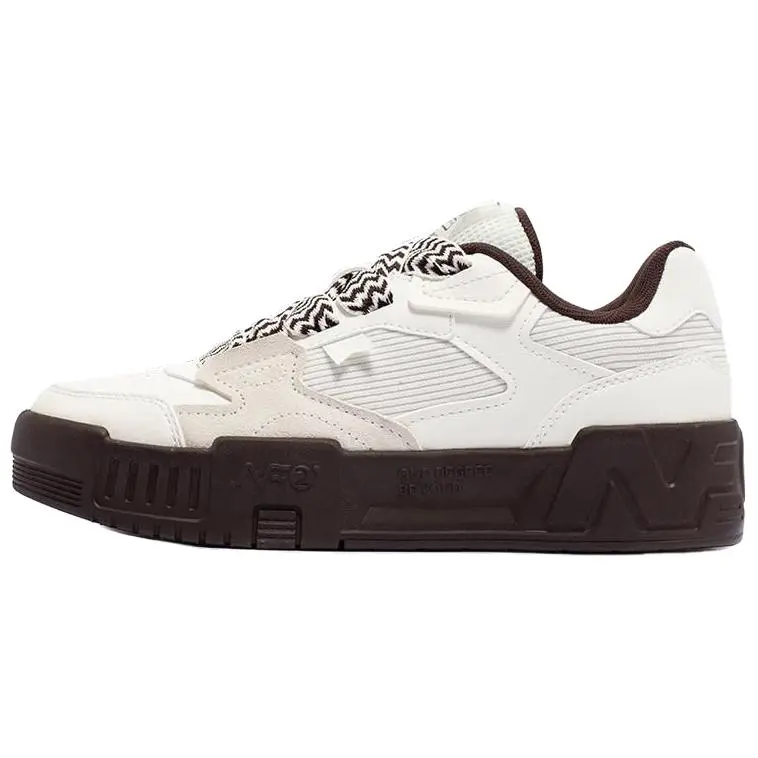 361° Slip Resistant Low Top Skateboard Shoes Women's White Black