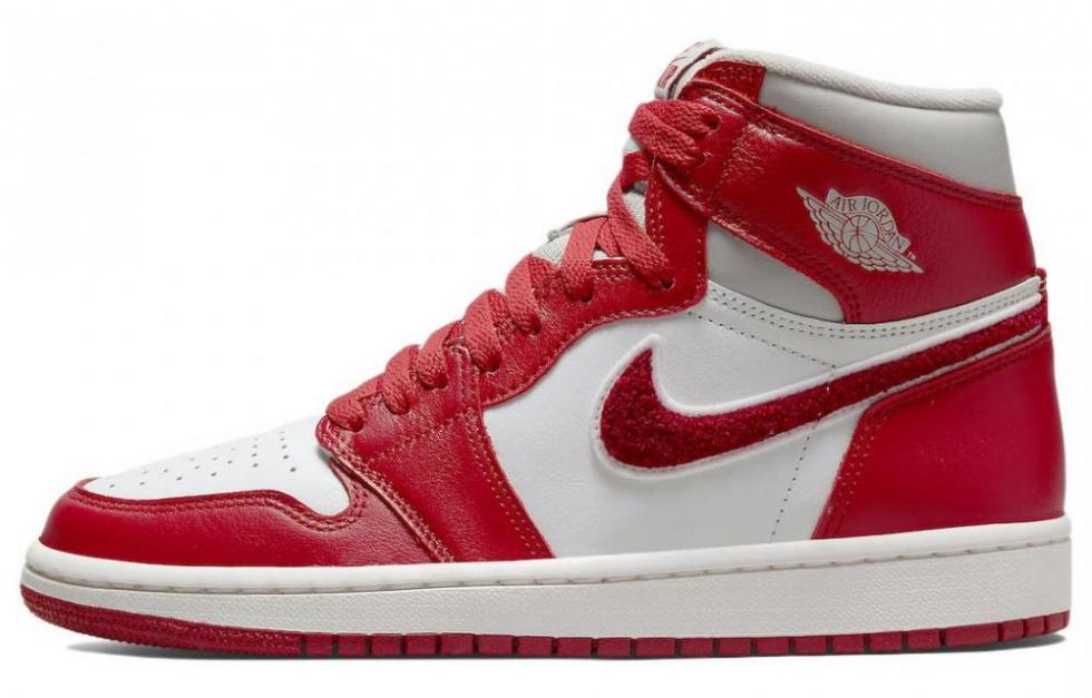 Jordan 1 Retro High OG 'Varsity Red' Women's