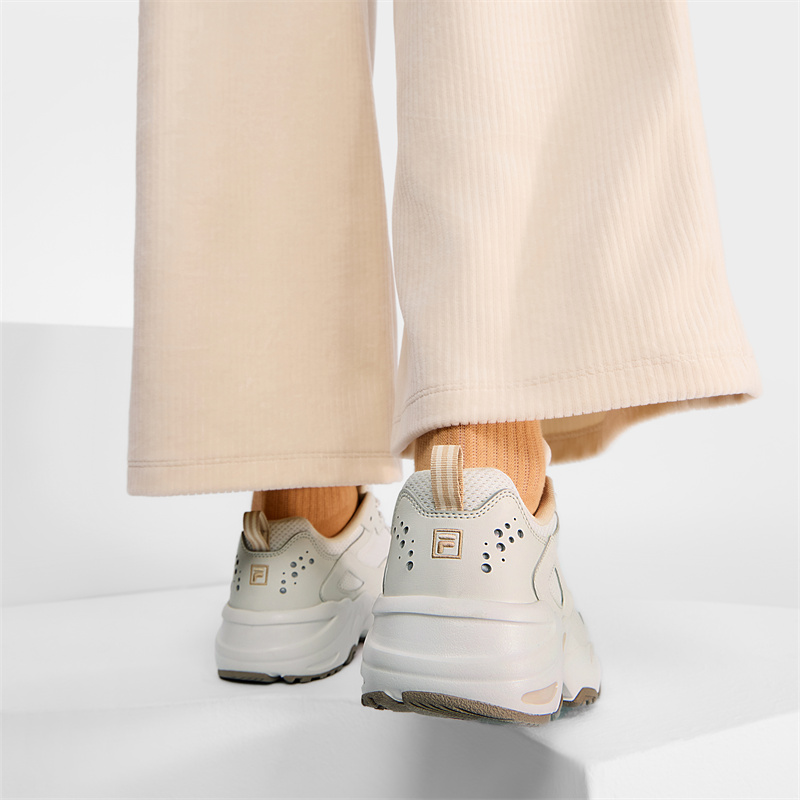 FILA Vintage Collection Low Top Casual Shoes Women's Snow/Haze Gray купить в интернет-магазине Yoocart с быстрой доставкой по России.