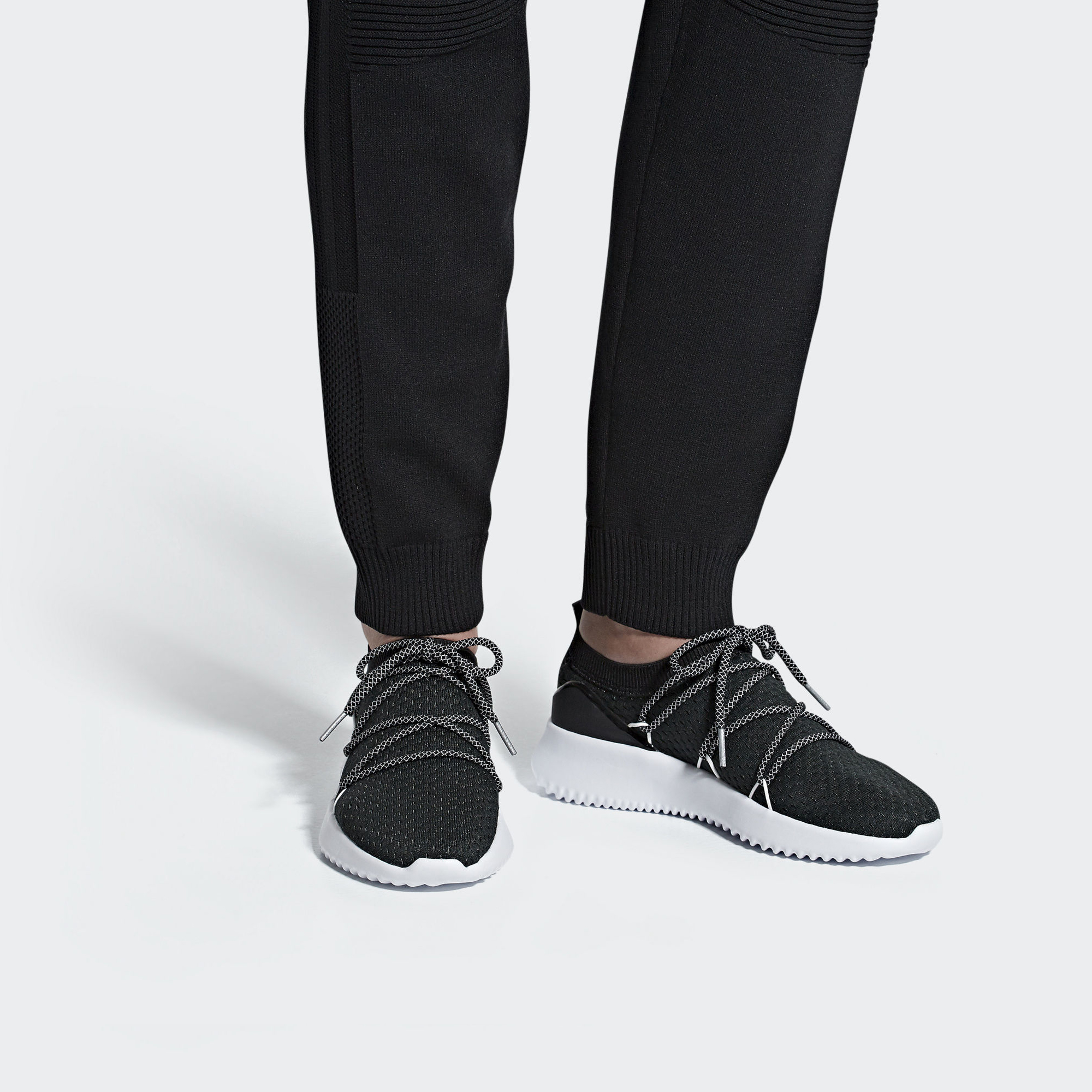 Adidas Ultimamotion 'Carbon' Women's купить в интернет-магазине Yoocart с быстрой доставкой по России.