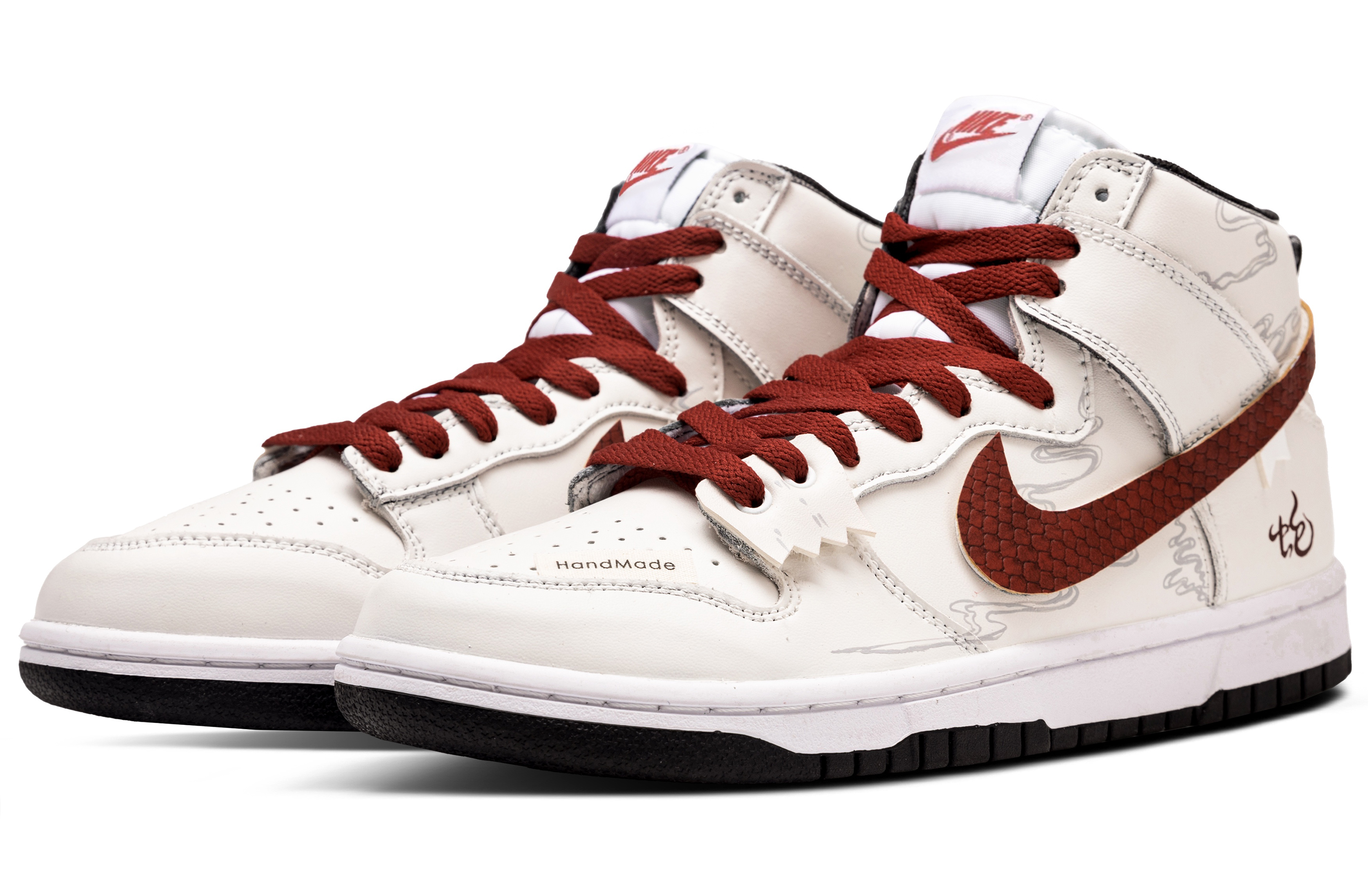 Nike Dunk Anti Slip Wear Resistant High Top Skateboard Shoes Women's White Red купить в интернет-магазине Yoocart с быстрой доставкой по России.