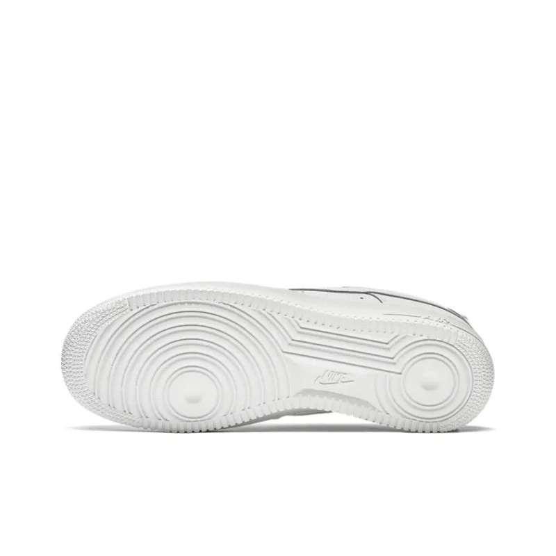 NIKE AIR FORCE 1 купить в интернет-магазине Yoocart с быстрой доставкой по России.