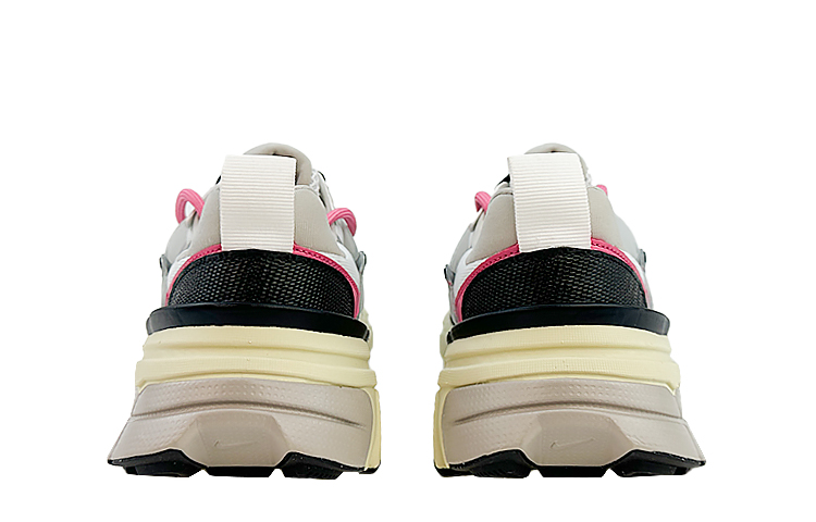 Nike V2K Run Cushioned Slip-Resistant Breathable Lightweight Low-Top Running Shoes Women's Black White Silver купить в интернет-магазине Yoocart с быстрой доставкой по России.