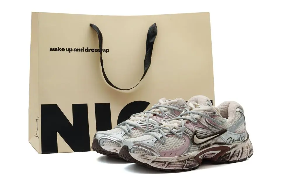 Nike V5 RNR Lightweight Low top Running Shoes Unisex Gray