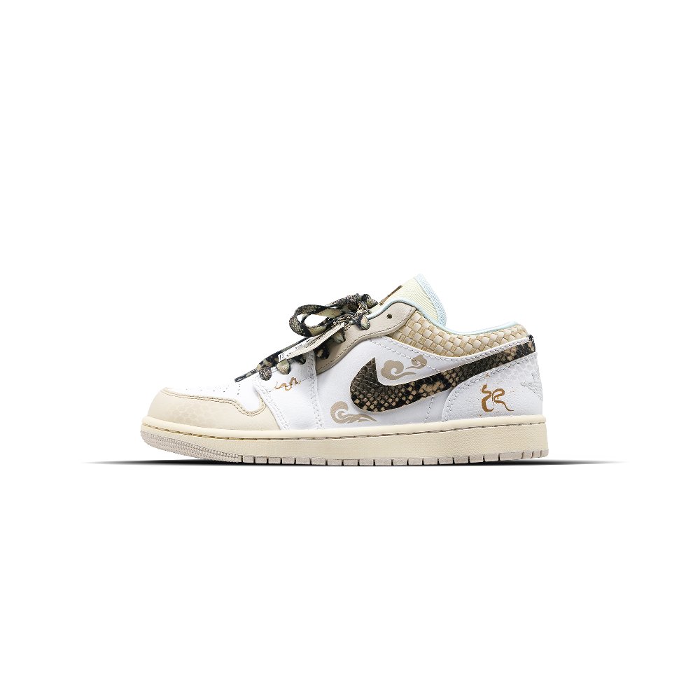 Jordan Air Jordan 1 CNY Golden Snake And Auspicious Clouds Low-Top Vintage Basketball Shoes Unisex Ecru