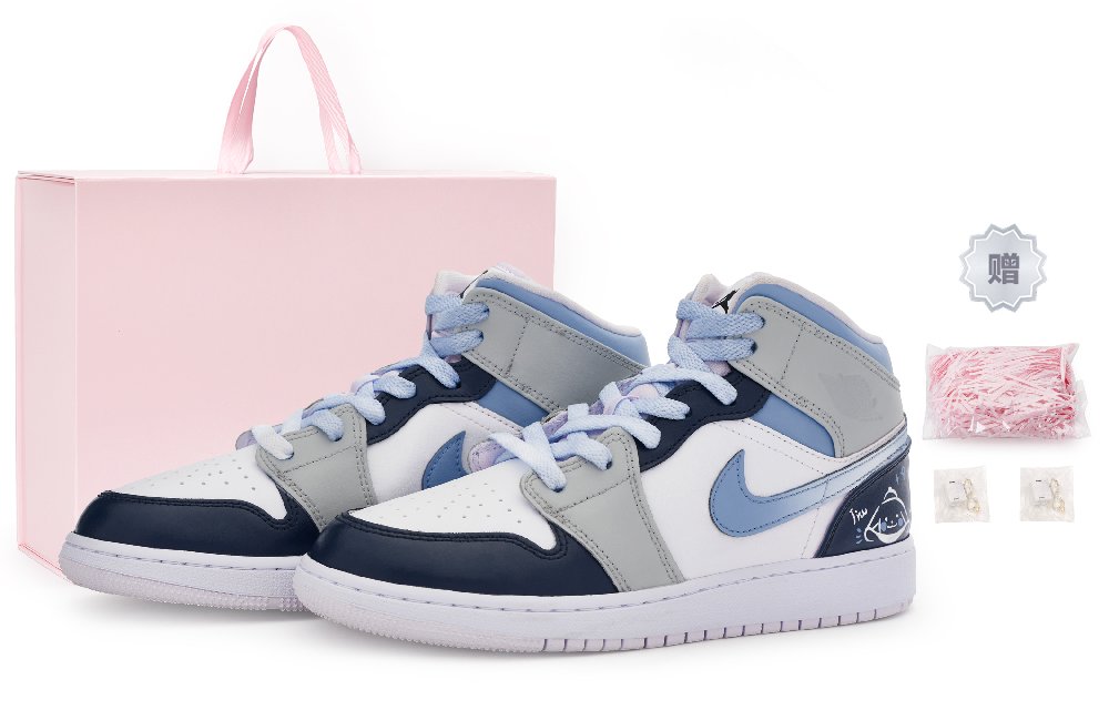 Jordan Air Jordan 1 Vintage Basketball Shoes Women's Mid Top Gray