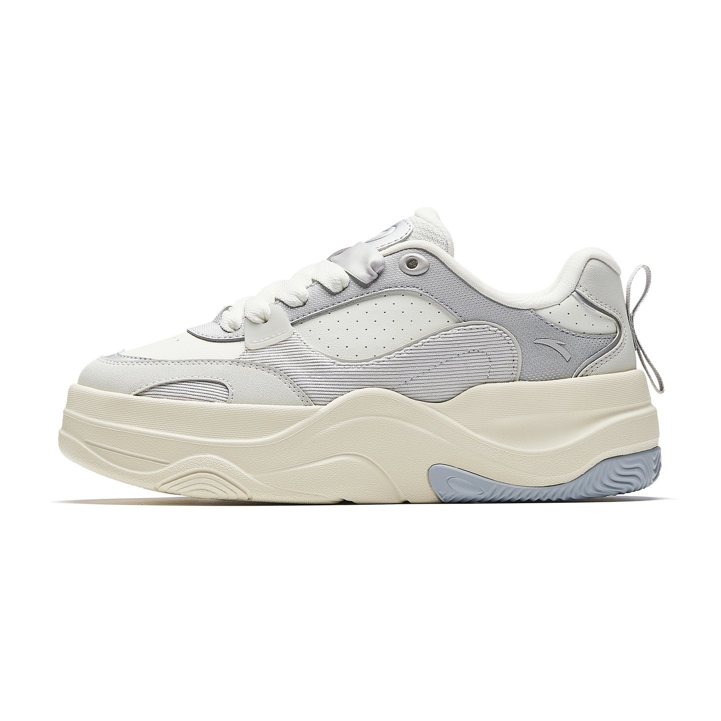 Anta Low top Skateboard Shoes Women's