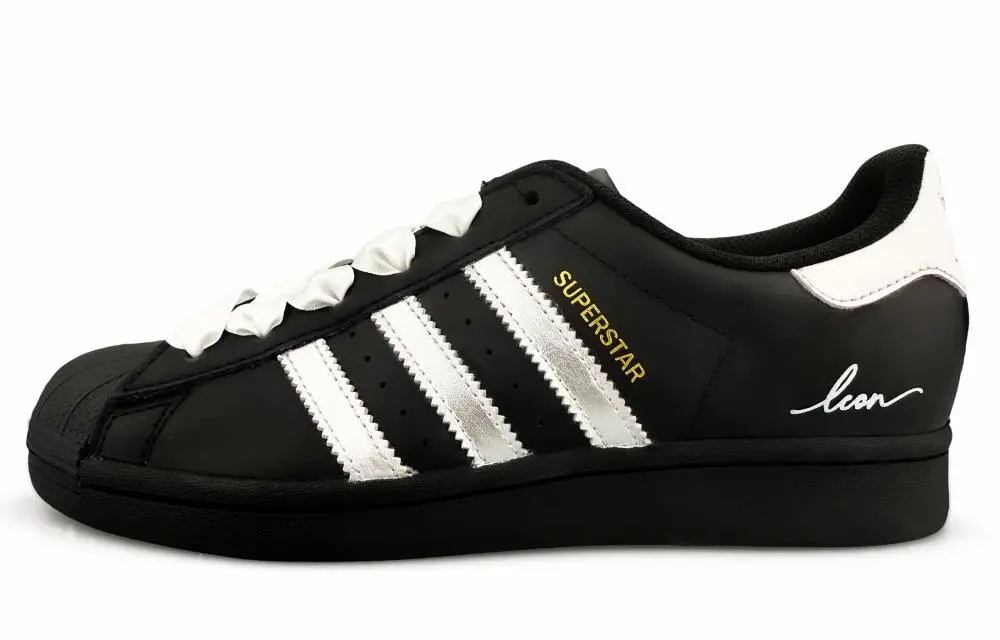 Adidas Originals SUPERSTAR Abrasion Resistant Low top Skateboard Shoes Women's Black Silver