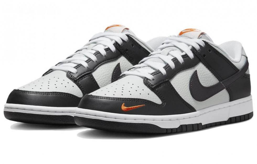 Nike Dunk Low 'Black Total Orange Mini Swoosh' купить в интернет-магазине Yoocart с быстрой доставкой по России.