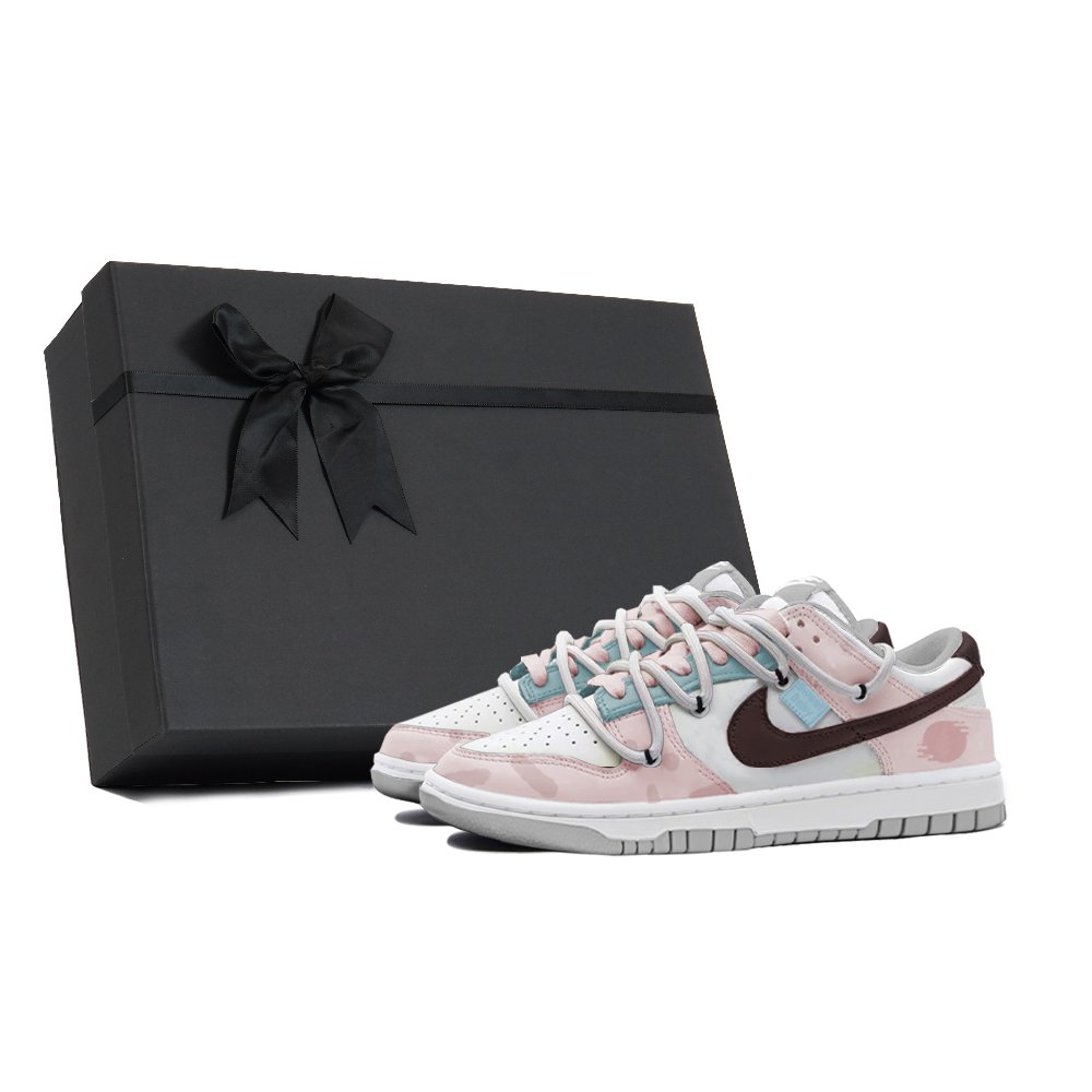 Nike Dunk Abrasion-Resistant Low-Top Skateboard Shoes Men's Pink