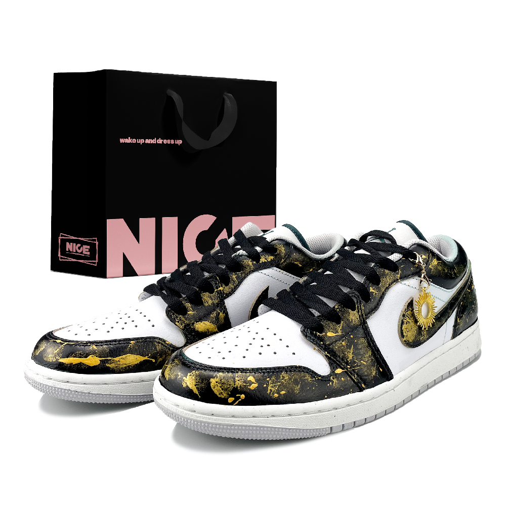 Jordan Air Jordan 1 Abrasion Resistant Low Top Vintage Basketball Shoes Men's Black Gold