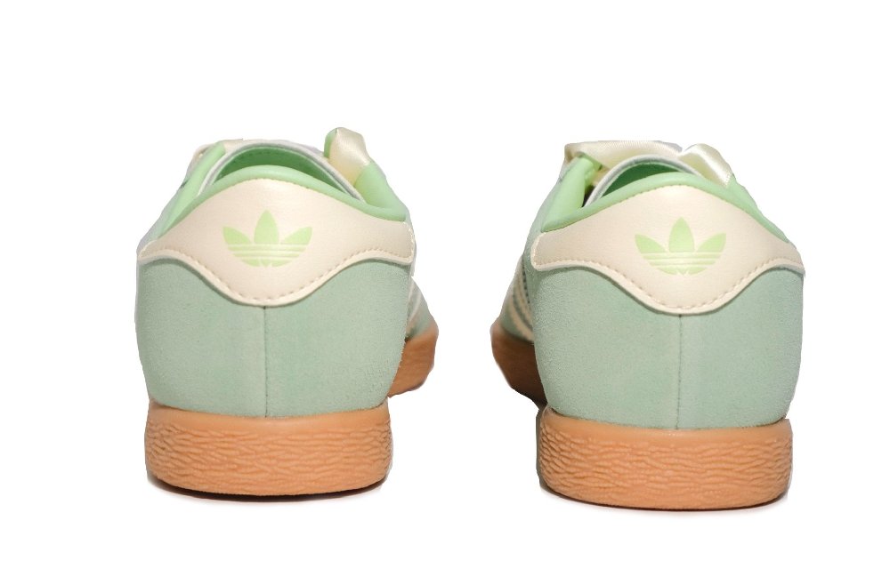 Adidas Originals Stadt Low Top Skateboard Shoes Women's Light Green
