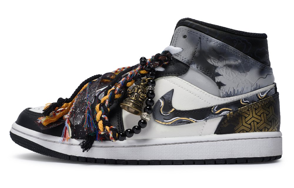 Jordan Air Jordan 1 Vintage Basketball Shoes Men Mid Top Gold
