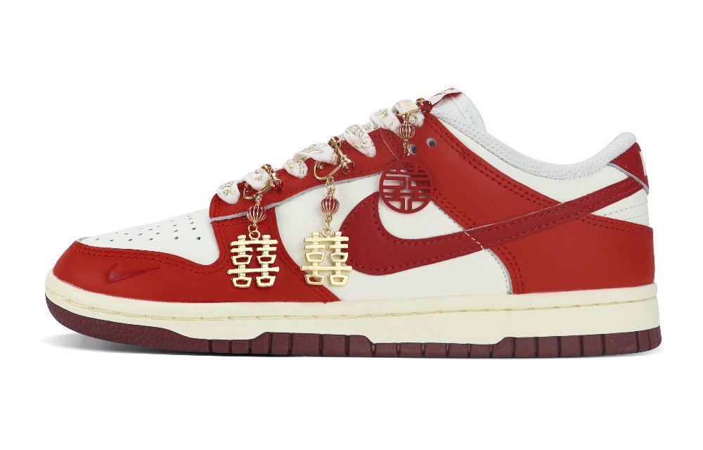 Nike Dunk Anti-Slip And Wear-Resistant Lightweight Low-Top Skateboard Shoes Women's Red Beige