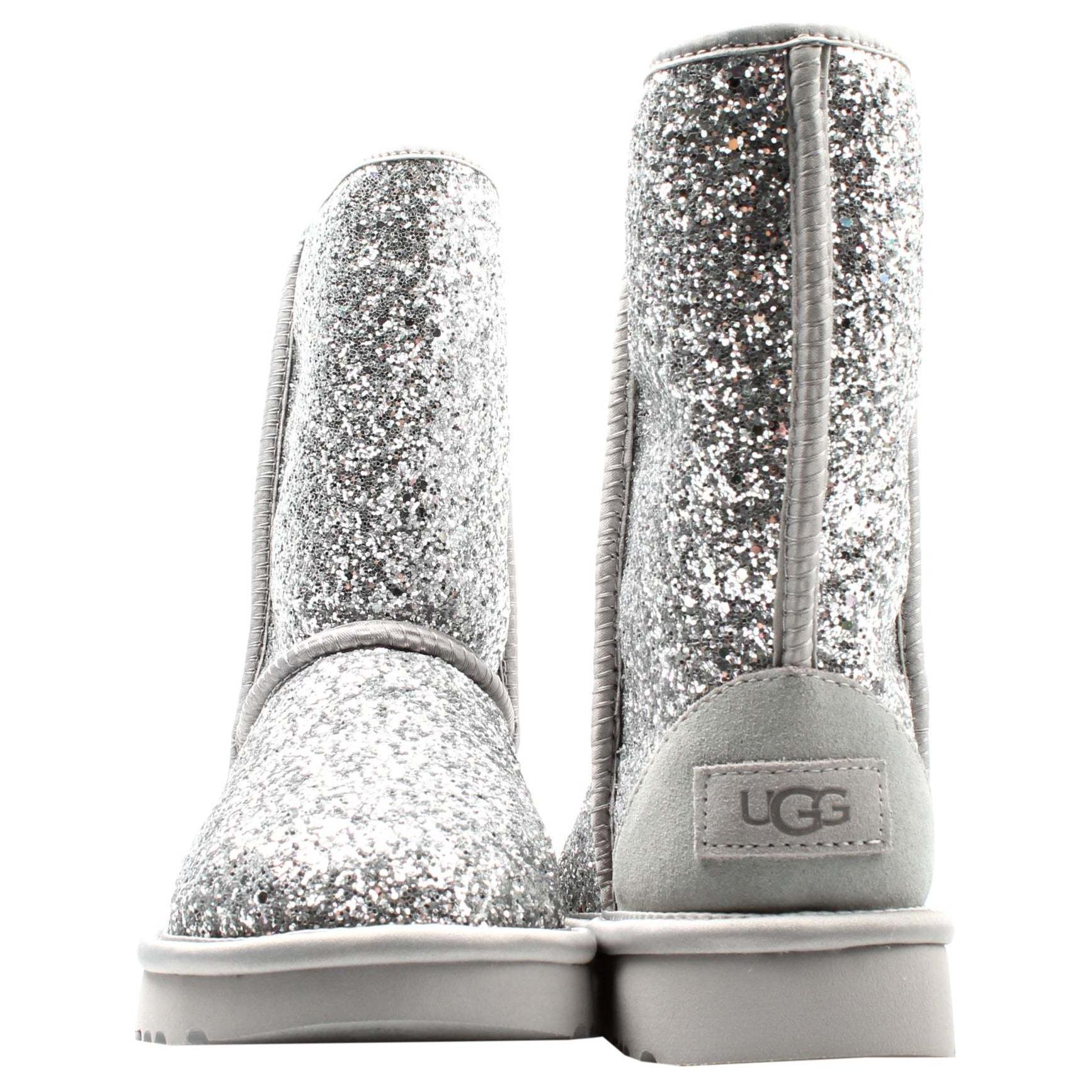 UGG Australia Short Snow Boots Unisex Silver купить в интернет-магазине Yoocart с быстрой доставкой по России.