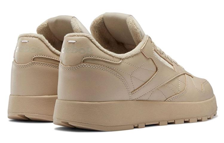 Reebok Classic Leather Tabi Maison Margiela Tan купить в интернет-магазине Yoocart с быстрой доставкой по России.