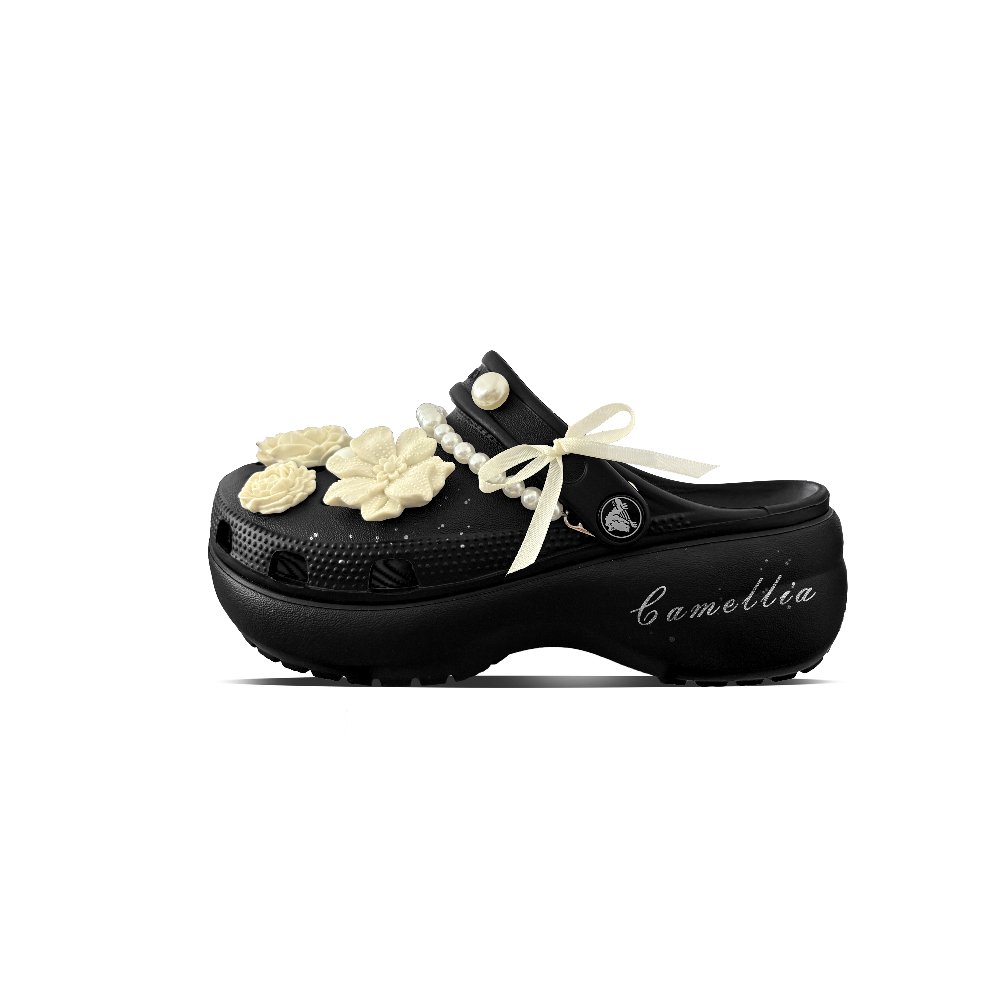 Crocs Classic Clog Clogs Women's Beige Black