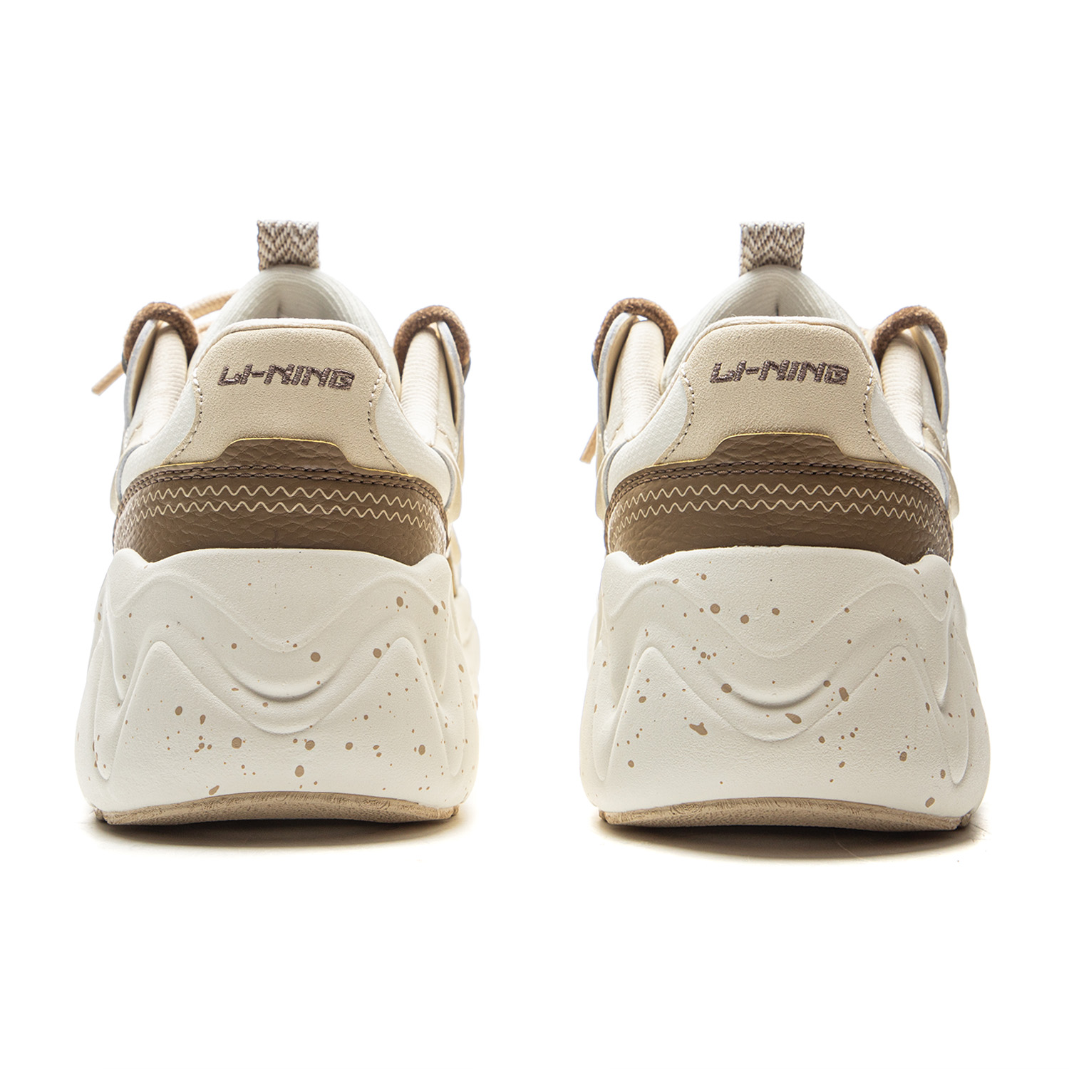 LiNing Cheese 3.0 Slip Resistant, Abrasion Resistant, Lightweight Low Top Skateboard Shoes Women's Ecru Dune Khaki купить в интернет-магазине Yoocart с быстрой доставкой по России.