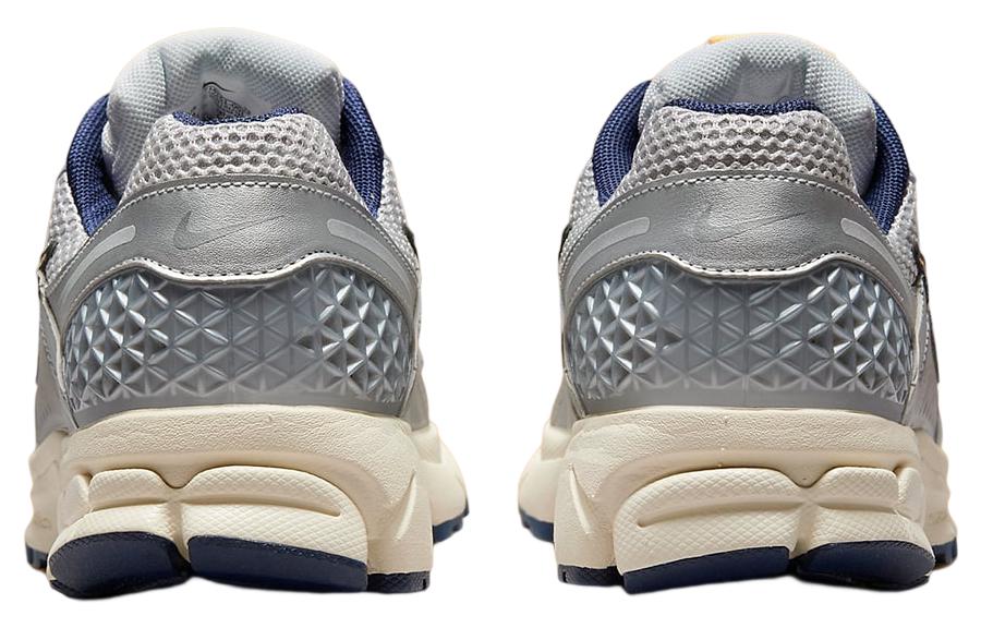 Nike Zoom Vomero 5 'Pure Platinum Laser Orange' купить в интернет-магазине Yoocart с быстрой доставкой по России.