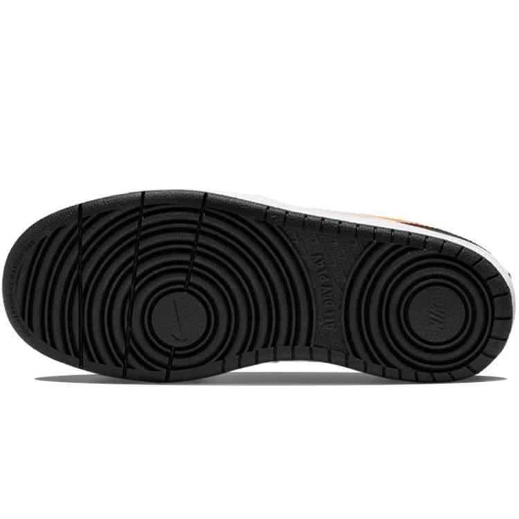 Nike Court Borough Green Grass Serene Low-Top Skateboard Shoes GS Green купить в интернет-магазине Yoocart с быстрой доставкой по России.