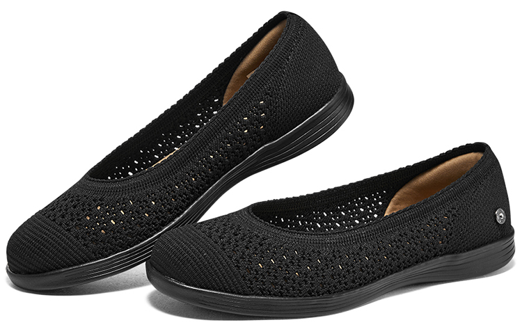 Skechers ON THE GO Dreamy Sweetheart Low Top Casual Shoes Women's Black