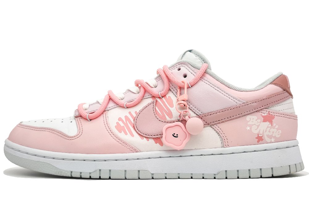 Nike Dunk Abrasion Resistant Slip Resistant Low Top Skateboard Shoes Unisex Love Pink