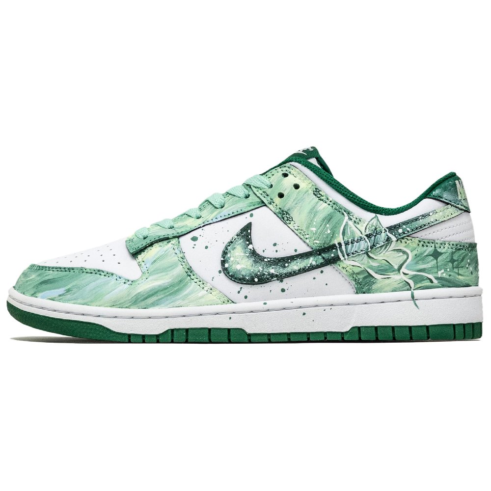 Nike Dunk Insane Innovation, Morning Light Butterfly Dancing Abrasion Resistant Low Top Skateboard Shoes Unisex Green