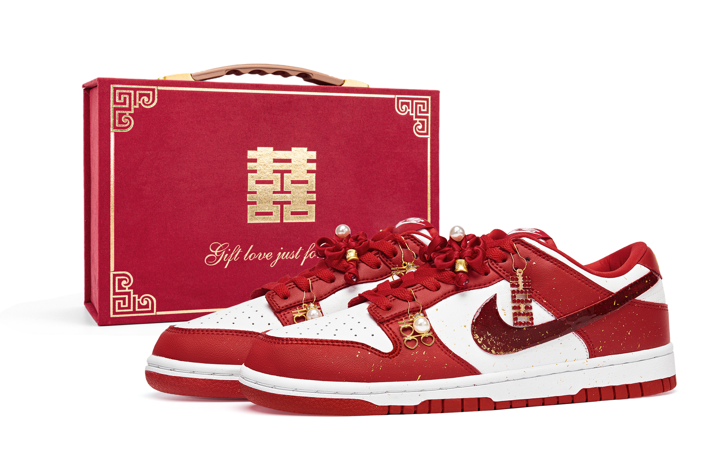 Nike Dunk Abrasion Resistant Skateboard Shoes Unisex Red