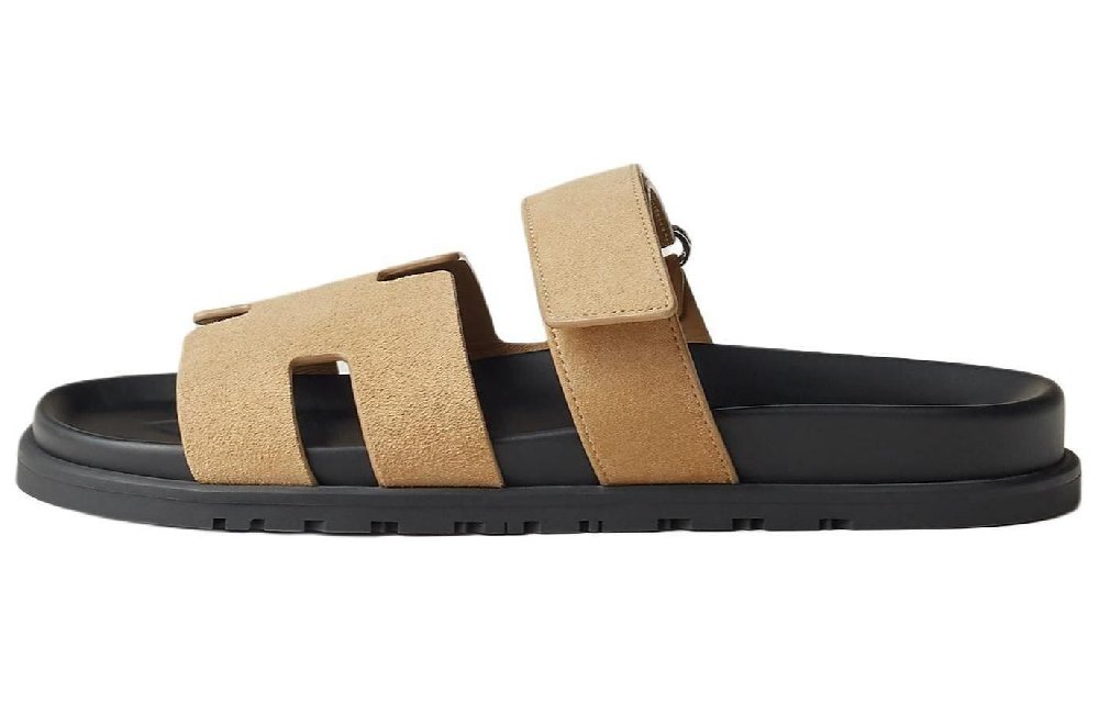 HERMES Chypre Slide Slippers Men's Brown