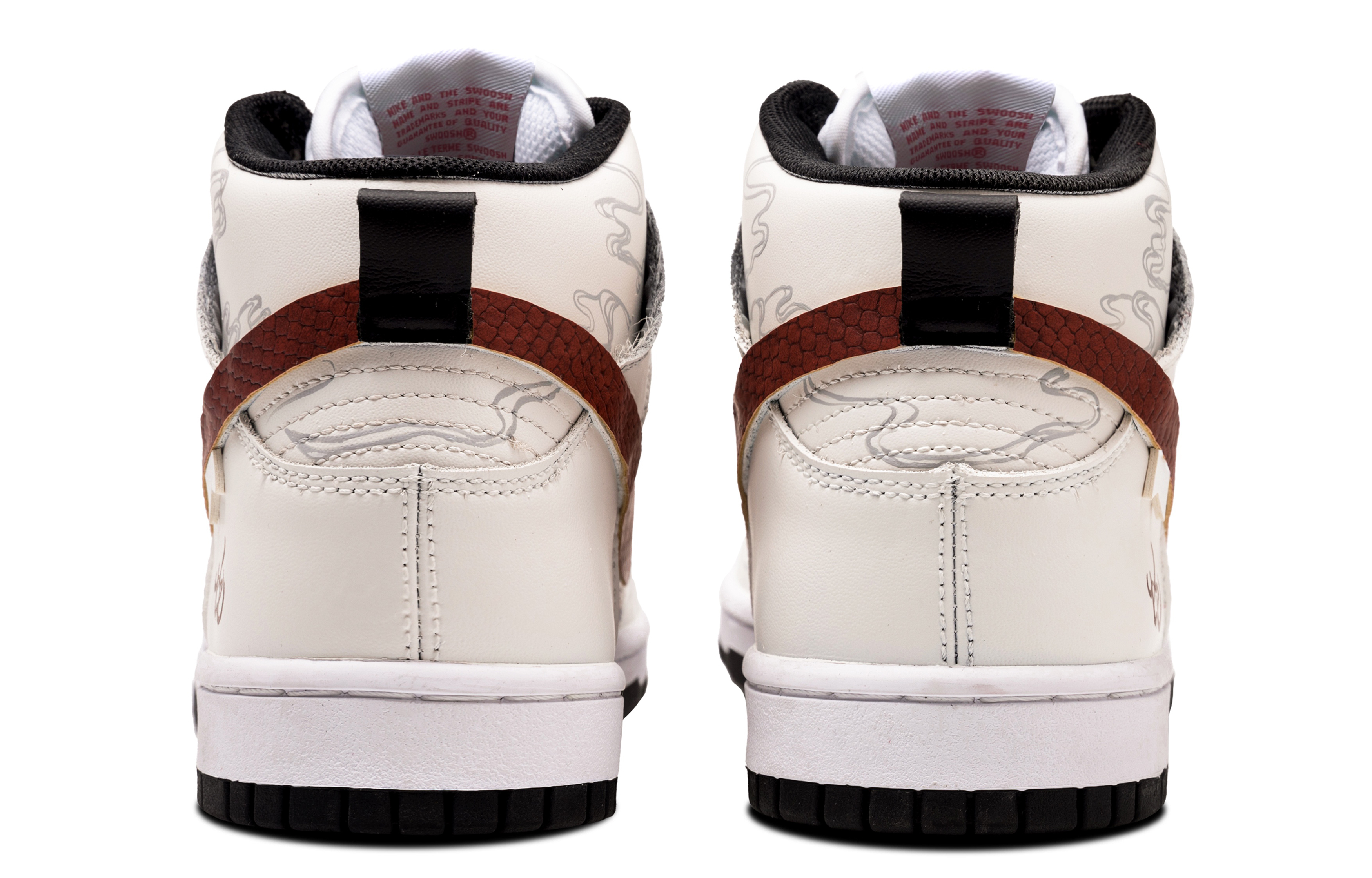 Nike Dunk Anti Slip Wear Resistant High Top Skateboard Shoes Women's White Red купить в интернет-магазине Yoocart с быстрой доставкой по России.