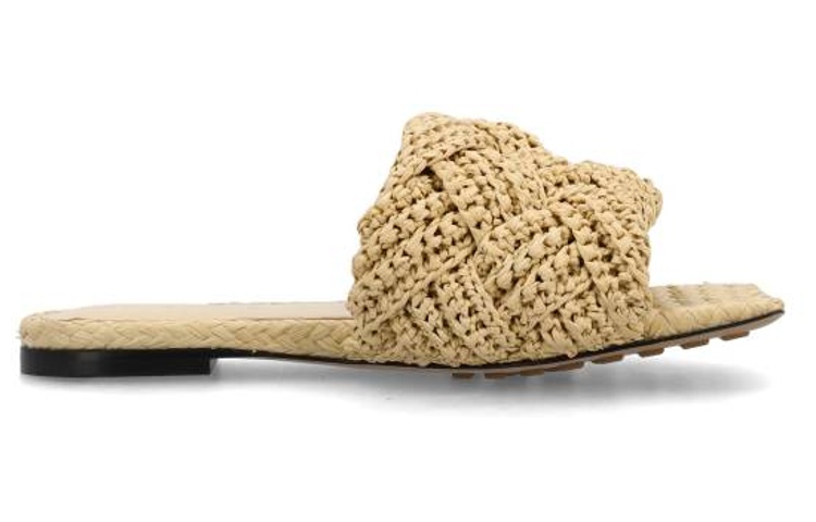 Bottega Veneta Lido Slide Slippers Women's Beige купить в интернет-магазине Yoocart с быстрой доставкой по России.